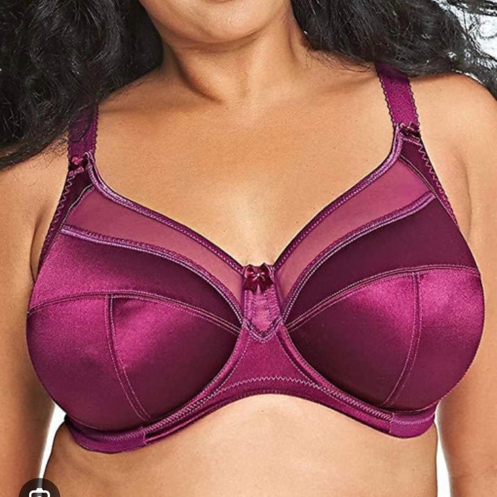 Satin Underwire Bra
- Multicolor